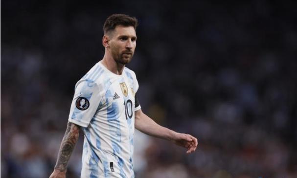 毛晓彤直播爆料张彬彬屏保是角色名！南